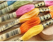 OneRoom フランス DMC 刺繍糸 -- 447本の旧 - Cotton Embroidery Thread Skeins のレビューと価格